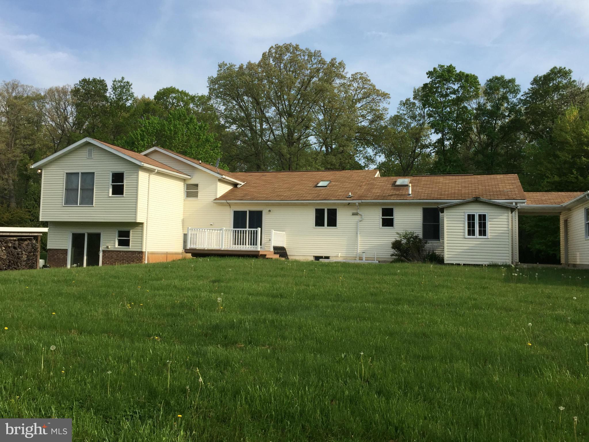 2375 Coon Club Road Westminster, MD 21157 - Photo 4 of 20 Exterior (Rear)