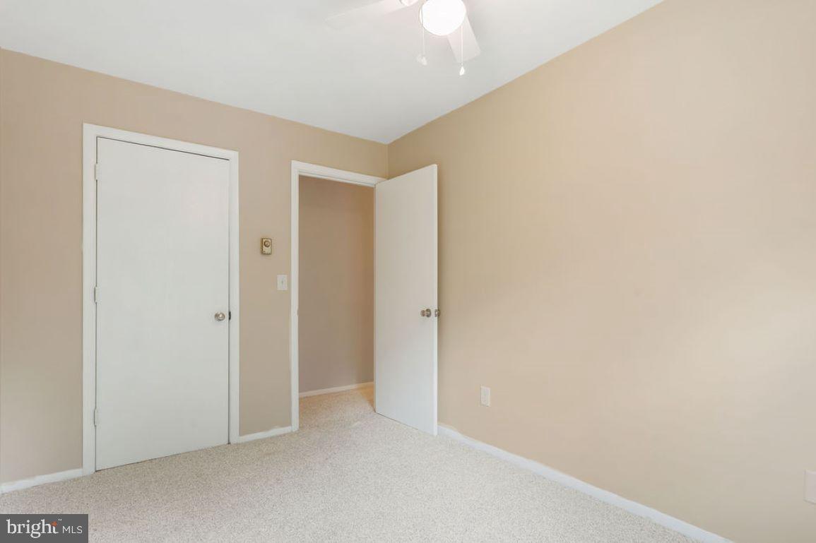 25 Commerce Street New Oxford, PA 17350 - Photo 16 of 23