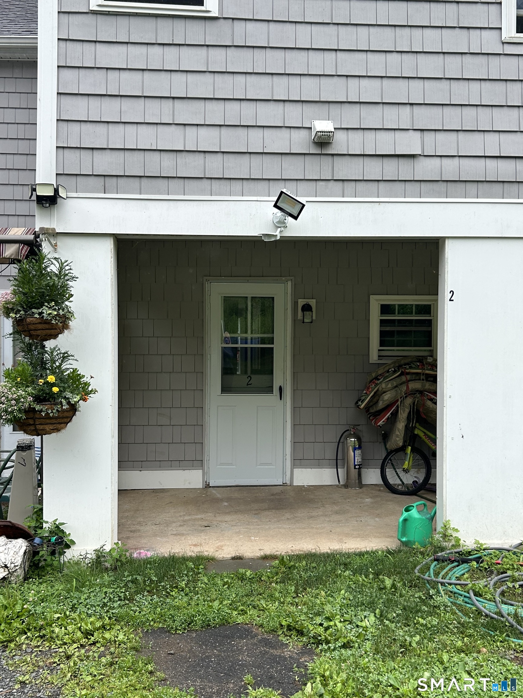 4-2 Weekeepeemee Road, Unit 2 Woodbury, CT 06798 - Photo 3 of 16