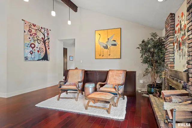 $425,000 | 304 Carobeth Circle, Jacksonville, IL 62650