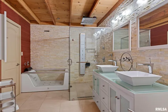 $425,000 | 304 Carobeth Circle, Jacksonville, IL 62650