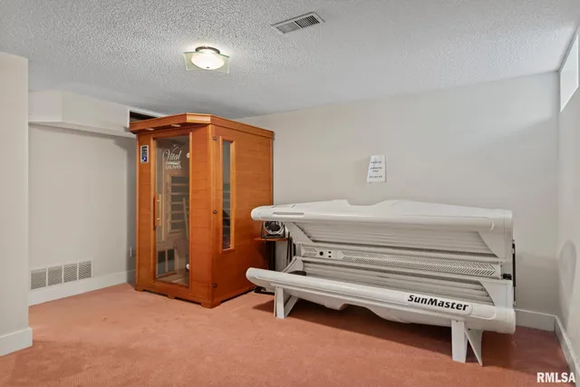 $425,000 | 304 Carobeth Circle, Jacksonville, IL 62650