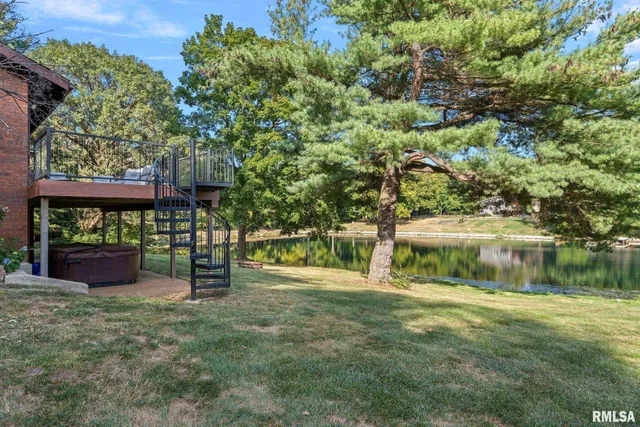 $425,000 | 304 Carobeth Circle, Jacksonville, IL 62650