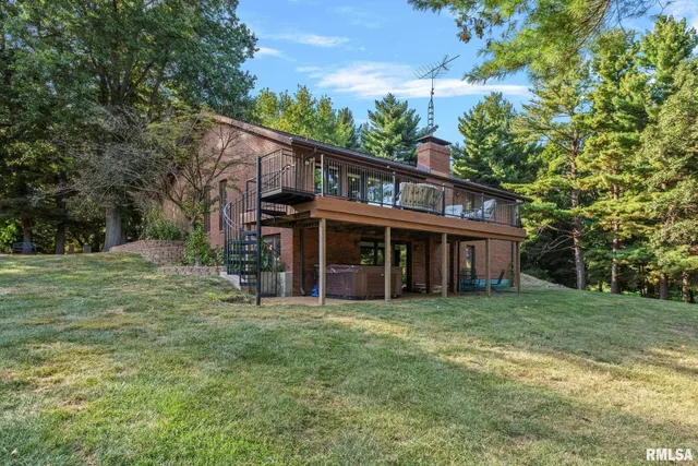 $425,000 | 304 Carobeth Circle, Jacksonville, IL 62650