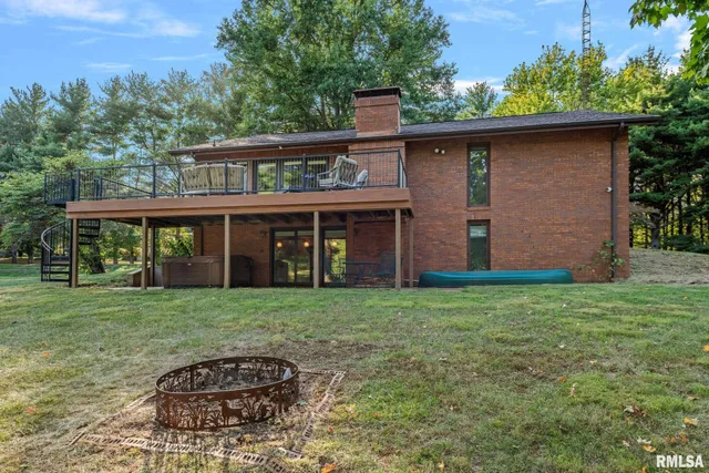 $425,000 | 304 Carobeth Circle, Jacksonville, IL 62650