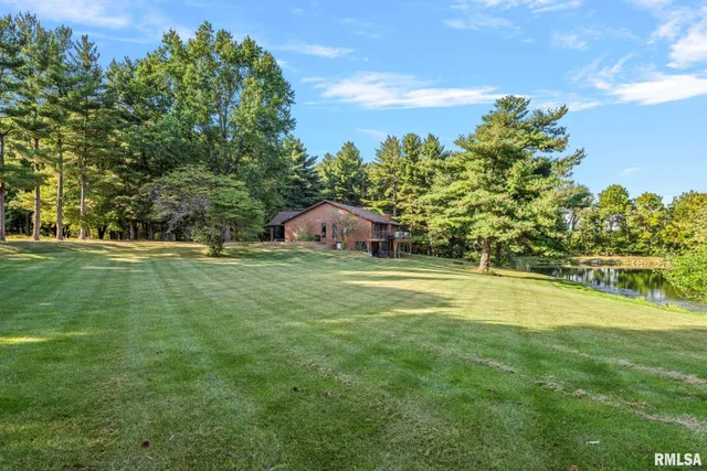 $425,000 | 304 Carobeth Circle, Jacksonville, IL 62650