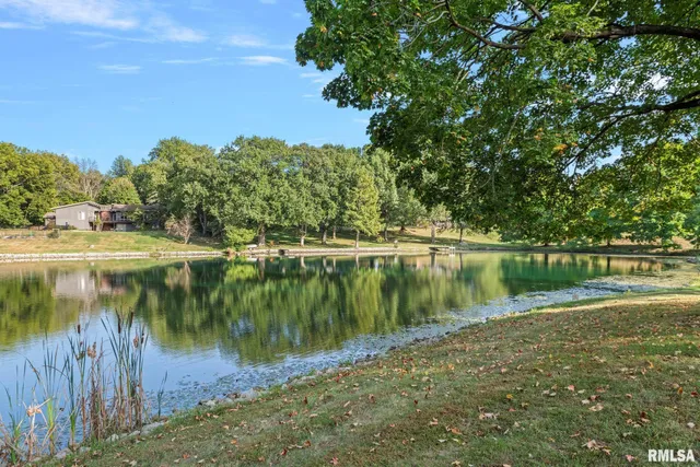 $425,000 | 304 Carobeth Circle, Jacksonville, IL 62650