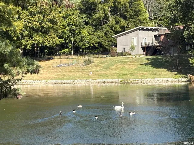 $425,000 | 304 Carobeth Circle, Jacksonville, IL 62650