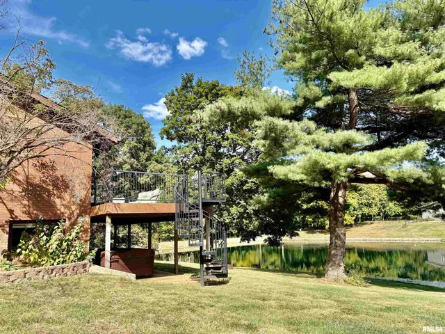 $425,000 | 304 Carobeth Circle, Jacksonville, IL 62650