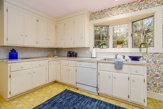 $1,200,000 | 147 Claflin Street, Belmont, MA 02478