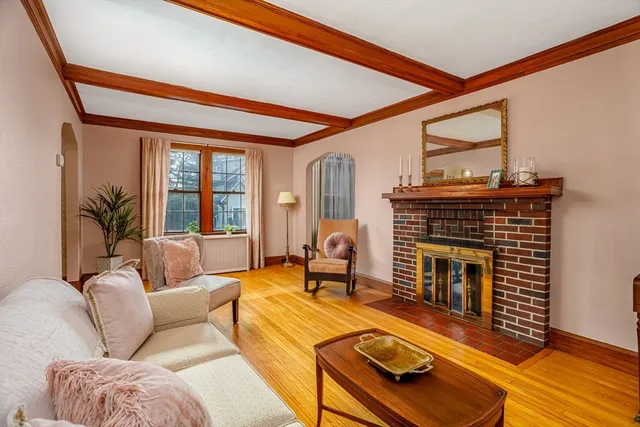 $1,200,000 | 147 Claflin Street, Belmont, MA 02478