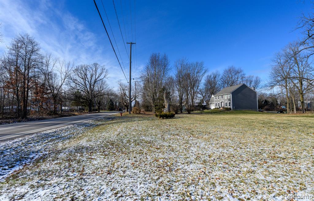 56180 10 Mile Road South Lyon, MI 48178 - Photo 21 of 36 Gallery Image 21