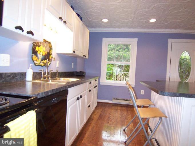 12 Ridge Road, Unit K Greenbelt, MD 20770 - Photo 5 of 21 Kitchen #2