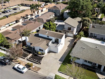 $1,699,000 | 685 Center Street, Costa Mesa, CA 92627