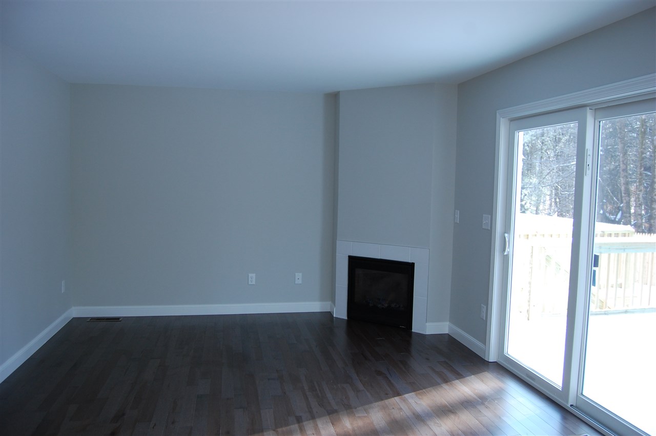 82a Fremont Road, Unit A Epping, NH 03042 - Photo 4 of 22