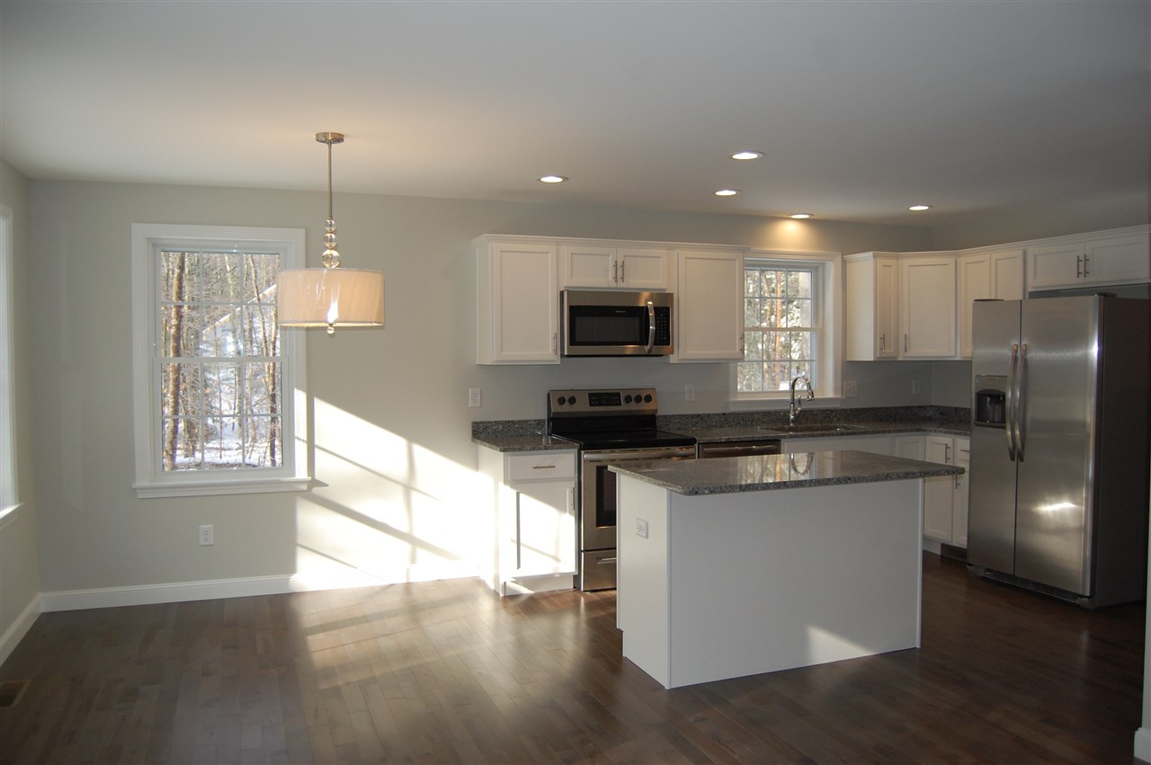 82a Fremont Road, Unit A Epping, NH 03042 - Photo 10 of 22