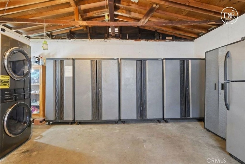 440 West Cherry Street Compton, CA 90222 - Photo 14 of 28 a view of a storage & utility room with washer and dryer