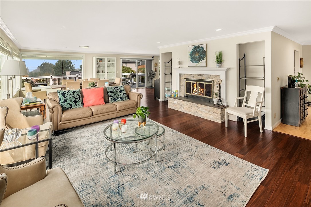 1208 North 38th Street Renton, WA 98056 - Photo 5 of 20 Gallery Image 5