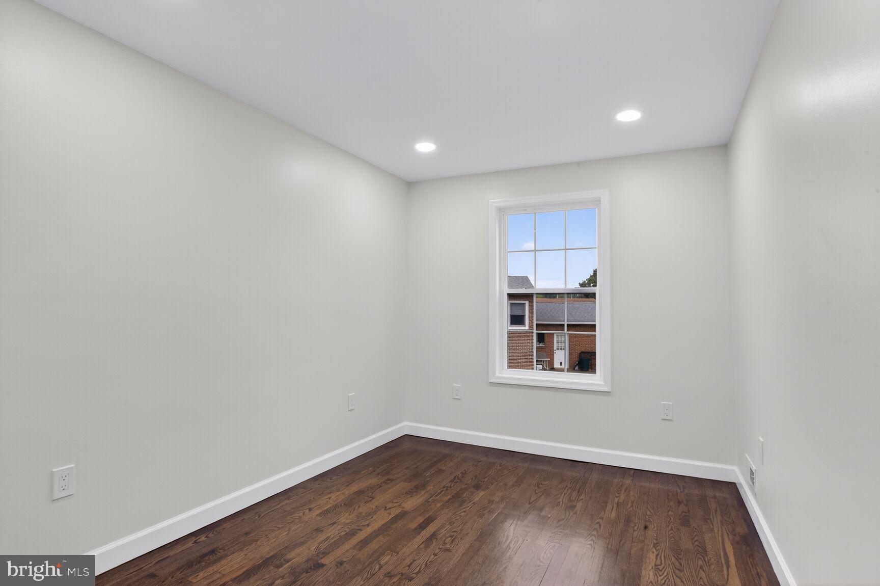 902 Wanda Road Linthicum Heights, MD 21090 - Photo 18 of 31 Bedroom