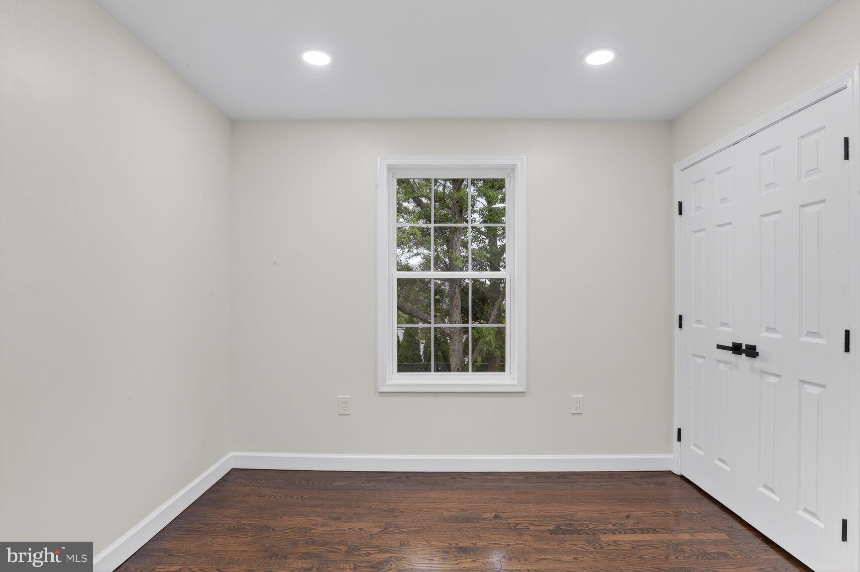 902 Wanda Road Linthicum Heights, MD 21090 - Photo 21 of 31 Bedroom #2