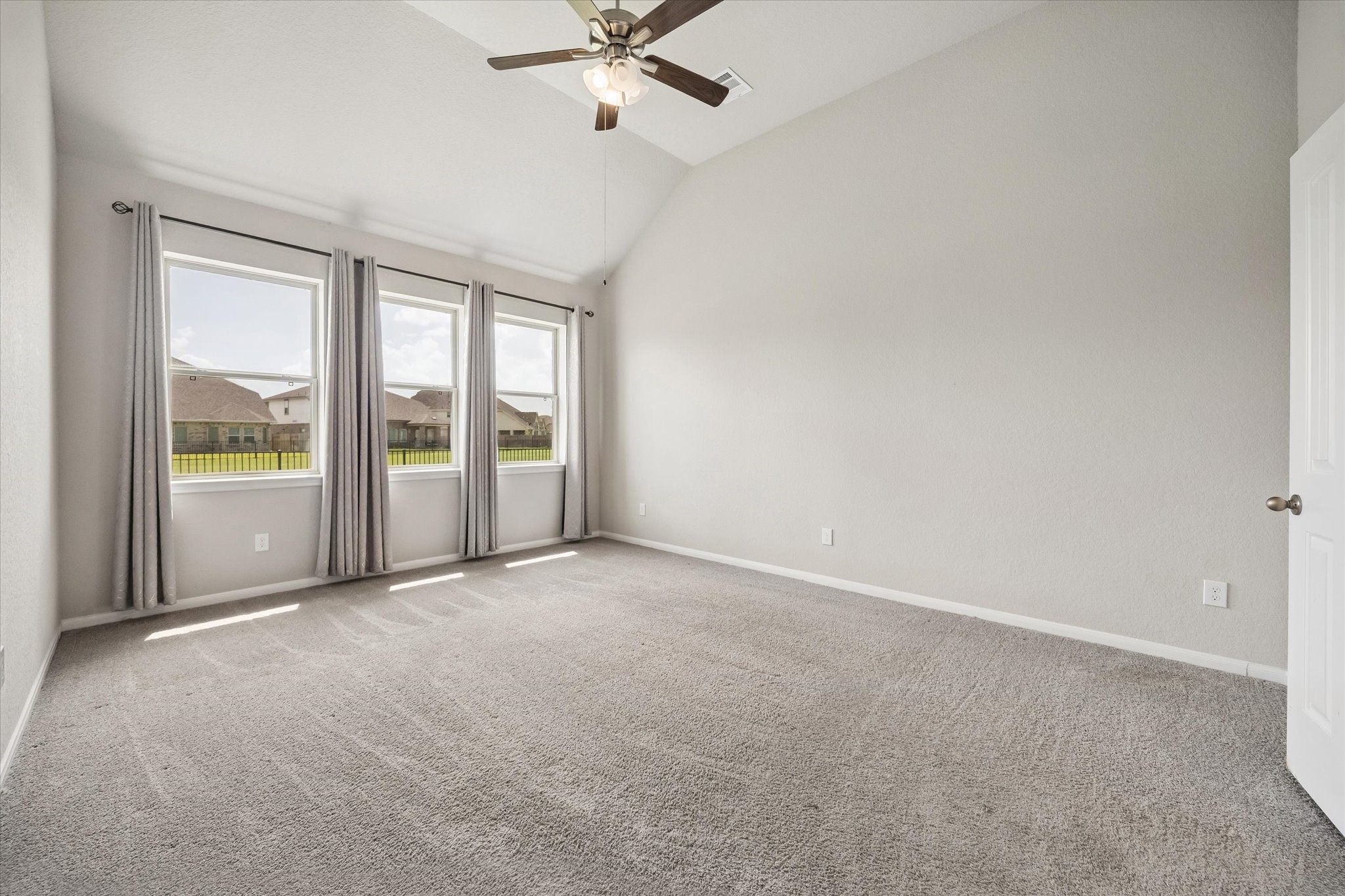 5911 Wayne Way Rosenberg, TX 77471 - Photo 14 of 31 Gallery Image 14