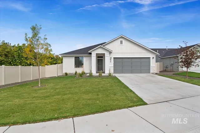 $440,000 | 878 West Jasper Street, Emmett, ID 83617