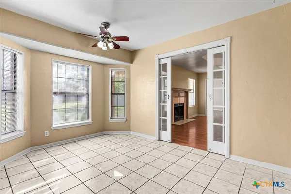 $1,520 | 3923 Oak Valley Drive, Killeen, TX 76542
