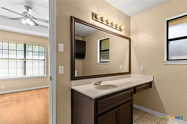 $1,520 | 3923 Oak Valley Drive, Killeen, TX 76542