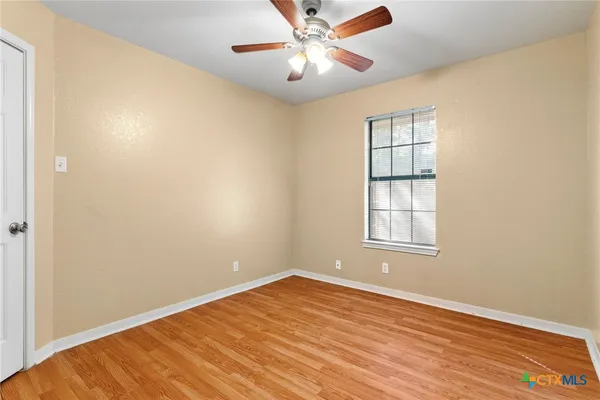 $1,520 | 3923 Oak Valley Drive, Killeen, TX 76542