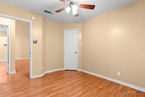 $1,520 | 3923 Oak Valley Drive, Killeen, TX 76542