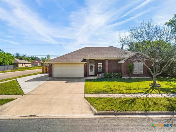 $1,520 | 3923 Oak Valley Drive, Killeen, TX 76542