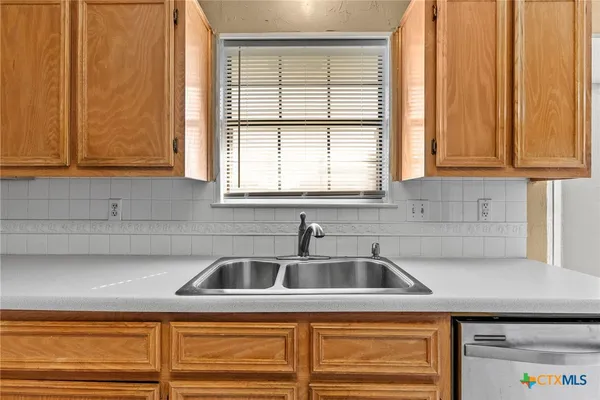 $1,520 | 3923 Oak Valley Drive, Killeen, TX 76542