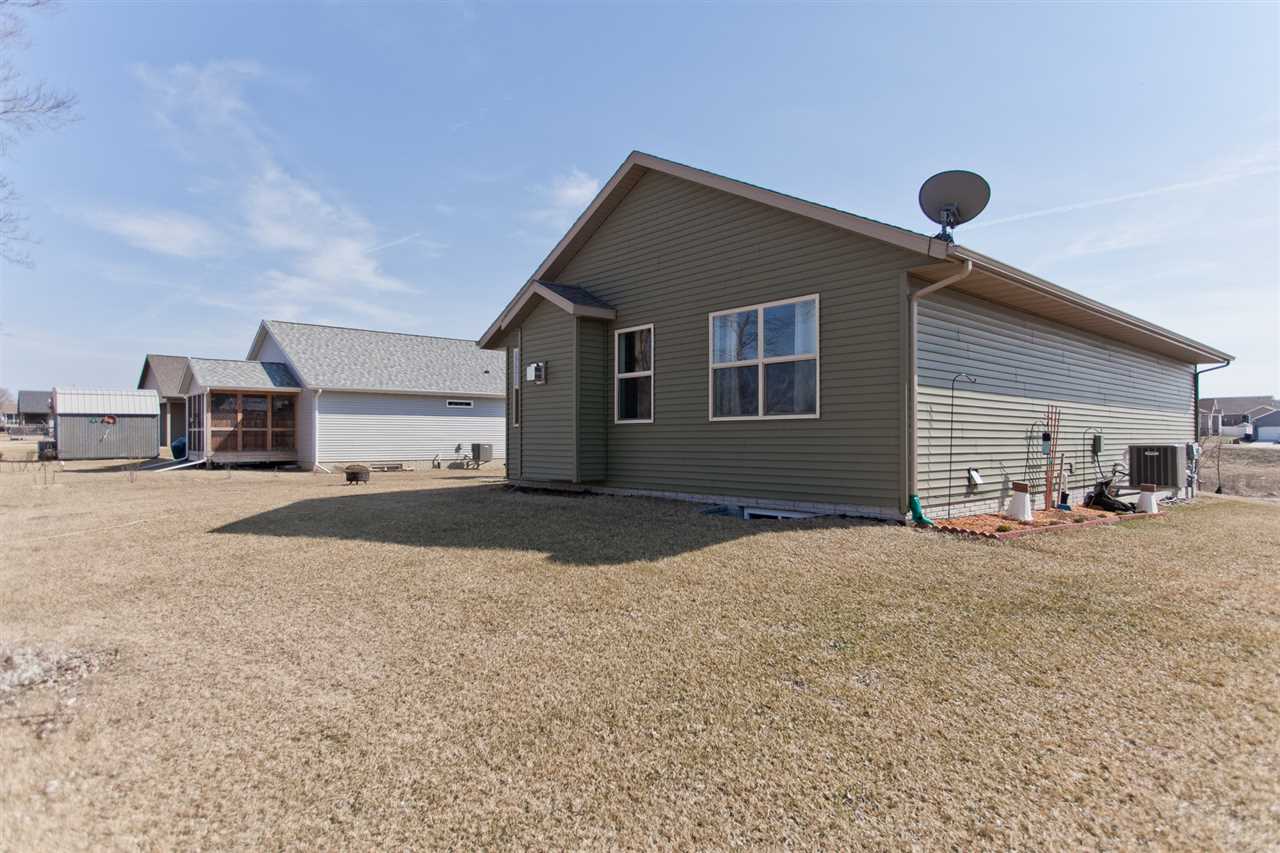 5800 Ruhd Street Southwest Cedar Rapids, IA 52404 - Photo 12 of 13 Gallery Image 12