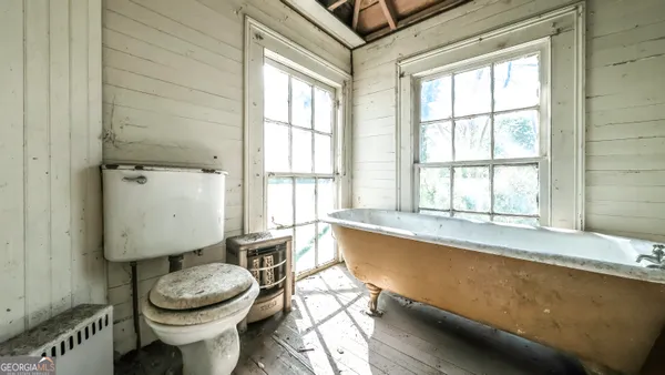 $399,900 | 215 West Avenue, Carrollton, GA 30117