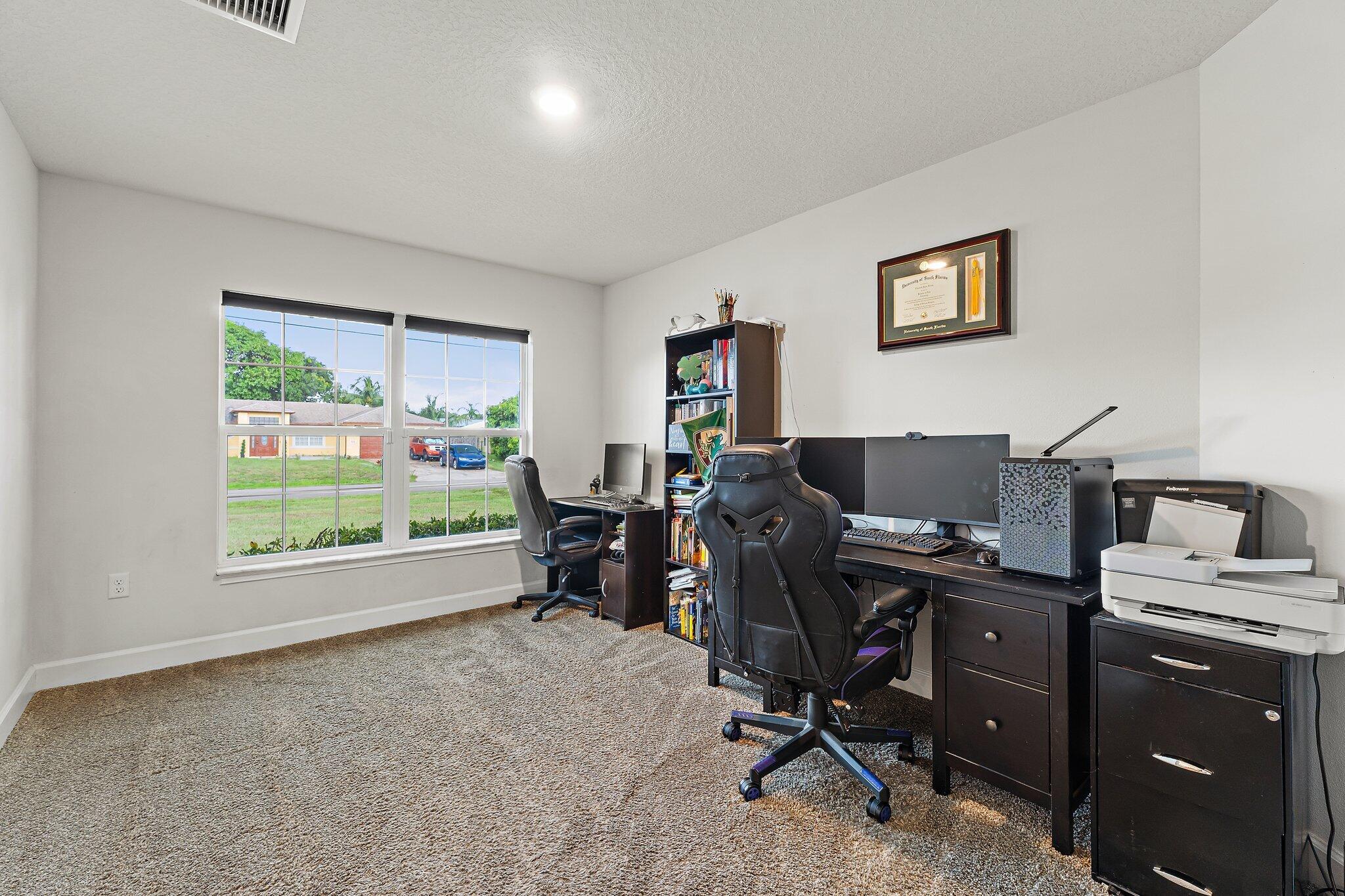 517 Southwest Cherryhill Road Port St. Lucie, FL 34953 - Photo 14 of 35 011-517SWCherryhillRd-PortSaintLucie-SMA