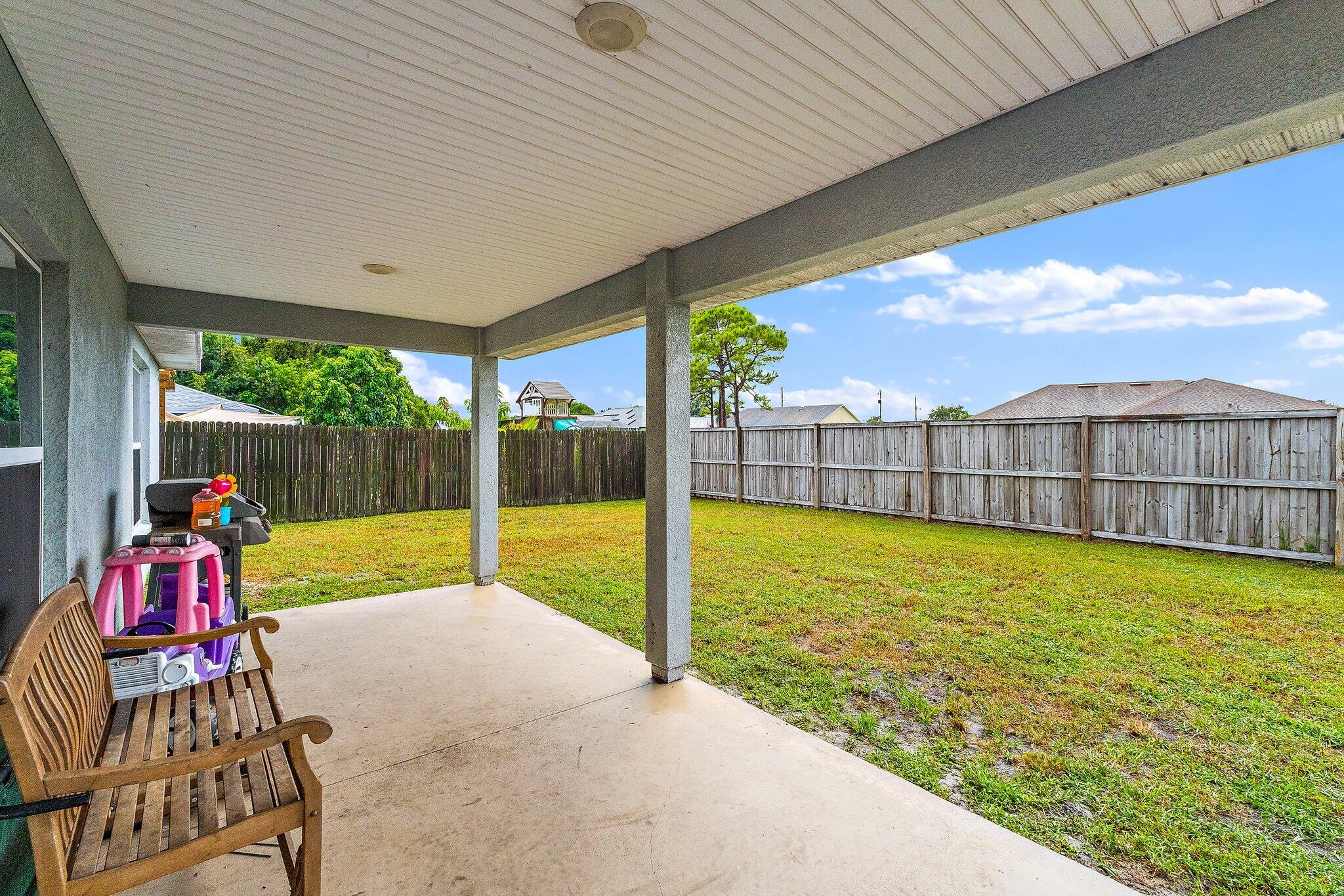 517 Southwest Cherryhill Road Port St. Lucie, FL 34953 - Photo 32 of 35 042-517SWCherryhillRd-PortSaintLucie-SMA