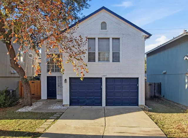 a view of house with a outdoor space