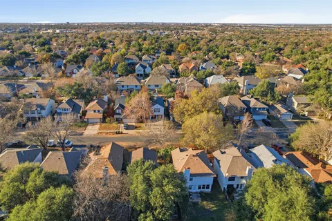 $450,000 | 12906 Humphrey Drive, Austin, TX 78729