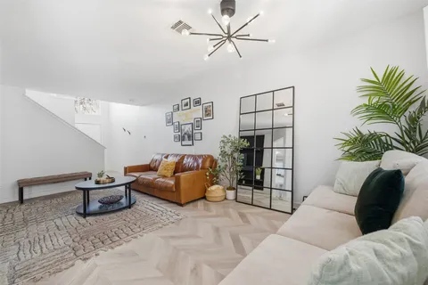 $450,000 | 12906 Humphrey Drive, Austin, TX 78729