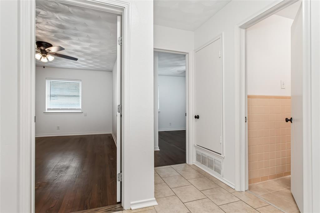 11038 Wyatt Street Dallas, TX 75218 - Photo 17 of 29