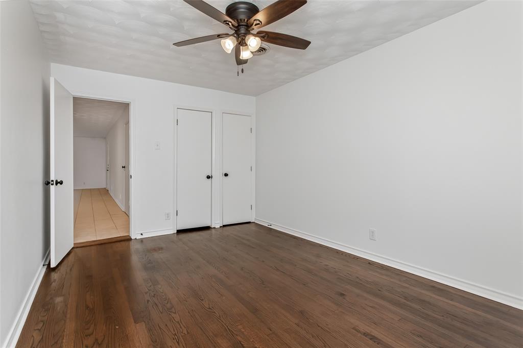 11038 Wyatt Street Dallas, TX 75218 - Photo 19 of 29