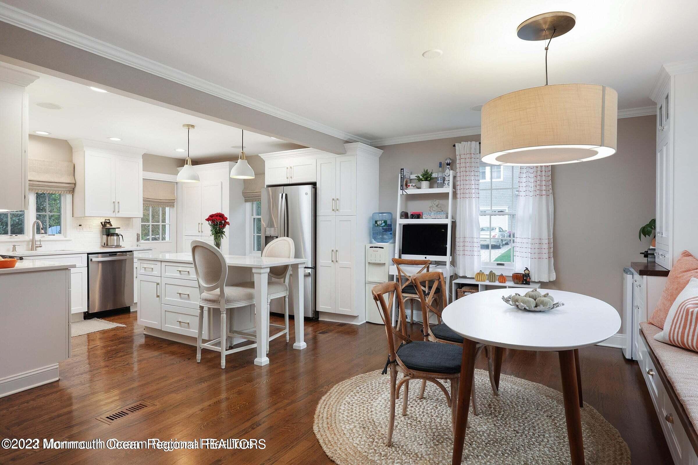 57 West River Road Rumson, NJ 07760 - Photo 4 of 28 Dining Area w Built In Bench