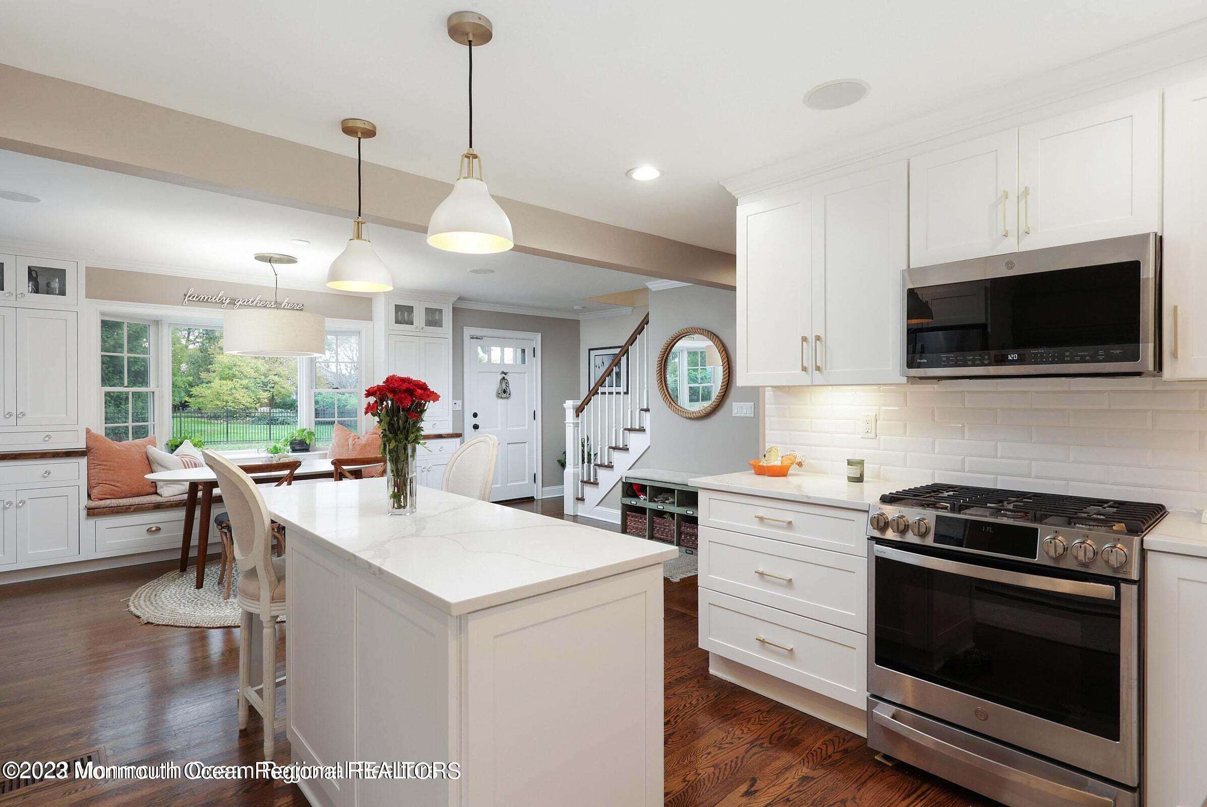 57 West River Road Rumson, NJ 07760 - Photo 8 of 28 Kitchen