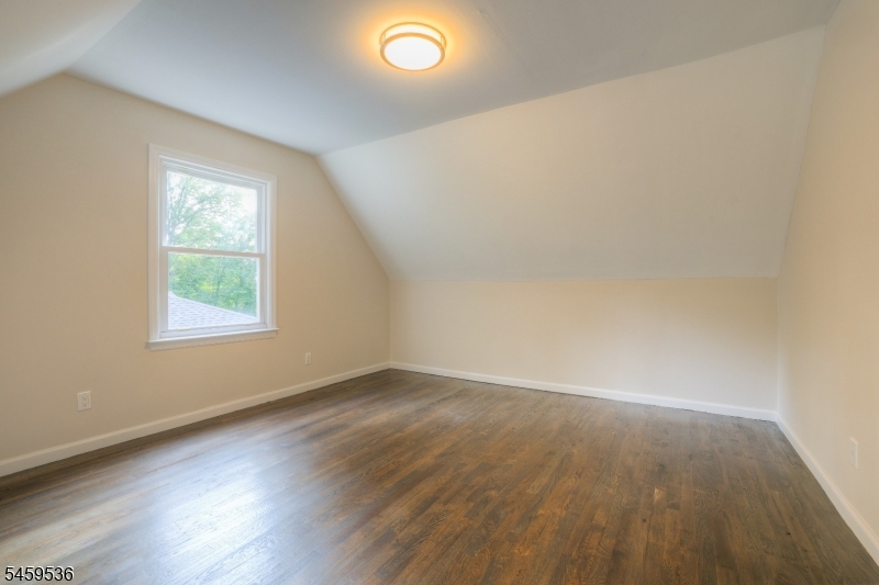 383 Long Hill Road Gillette, NJ 07933 - Photo 21 of 26 Gallery Image 21