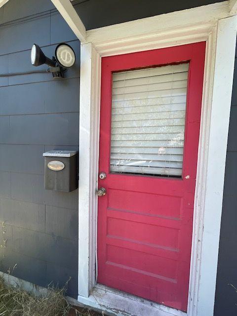 207 West 39th Street, Unit B Austin, TX 78751 - Photo 2 of 20