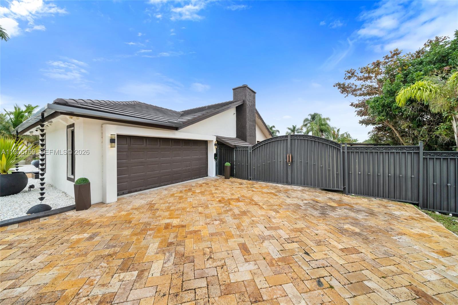 3601 Southwest 141st Avenue Miramar, FL 33027 - Photo 6 of 41