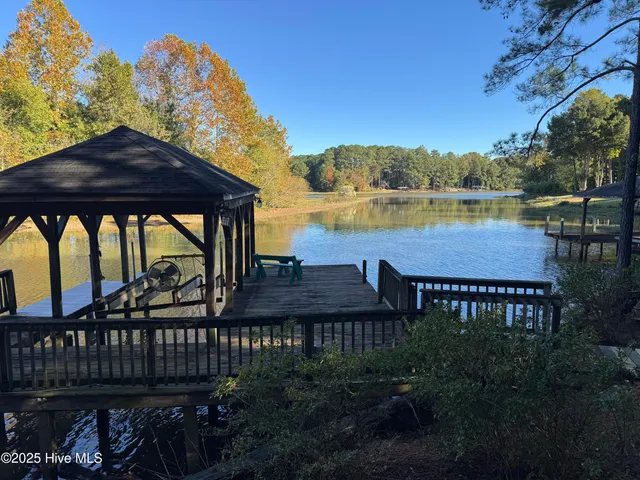 $639,900 | 4478 Edgewater Road, Elm City, NC 27822