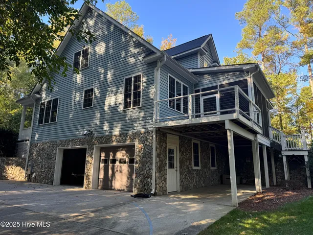 $639,900 | 4478 Edgewater Road, Elm City, NC 27822