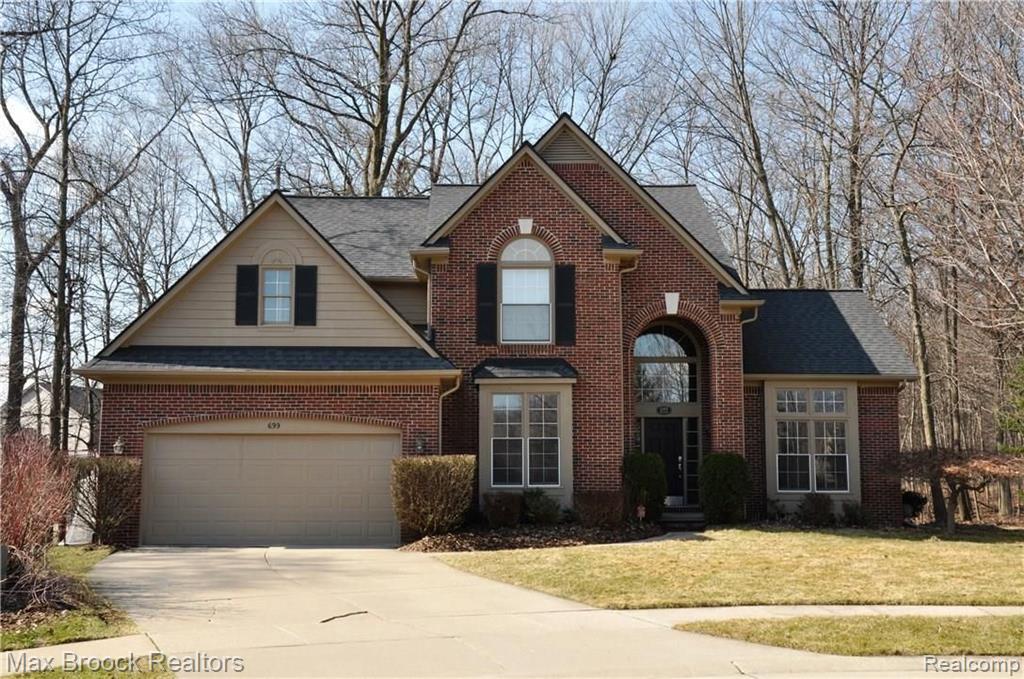 699 Twin Oaks Court Rochester Hills, MI 48307 - Photo 1 of 65