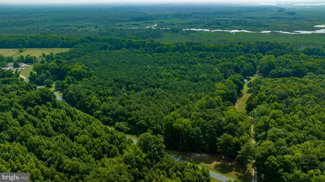 a view of an entryway